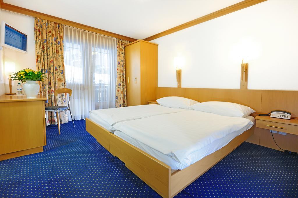 Alpenrose Hotel Zermatt Quarto foto