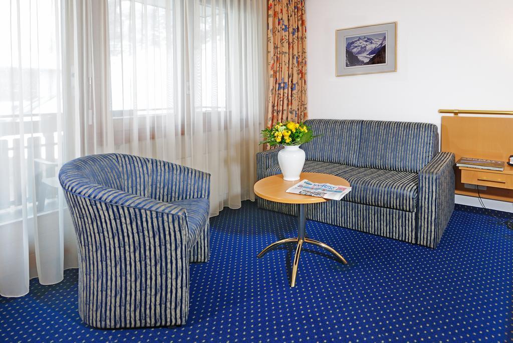 Alpenrose Hotel Zermatt Quarto foto